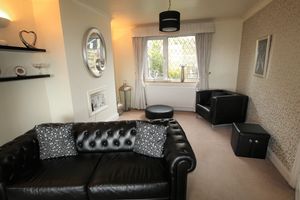 DINING AREA - click for photo gallery